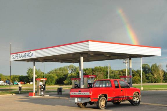 Depois da chuva, um belo arcoíris em Minnesota, nos Estados Unidos